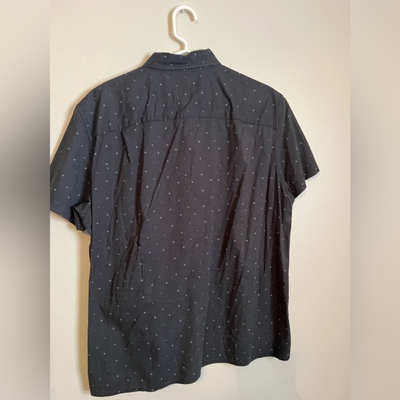 New Without Tag | American Eagle Men’s Short Sleeve Button Down - Picture 4 of 4